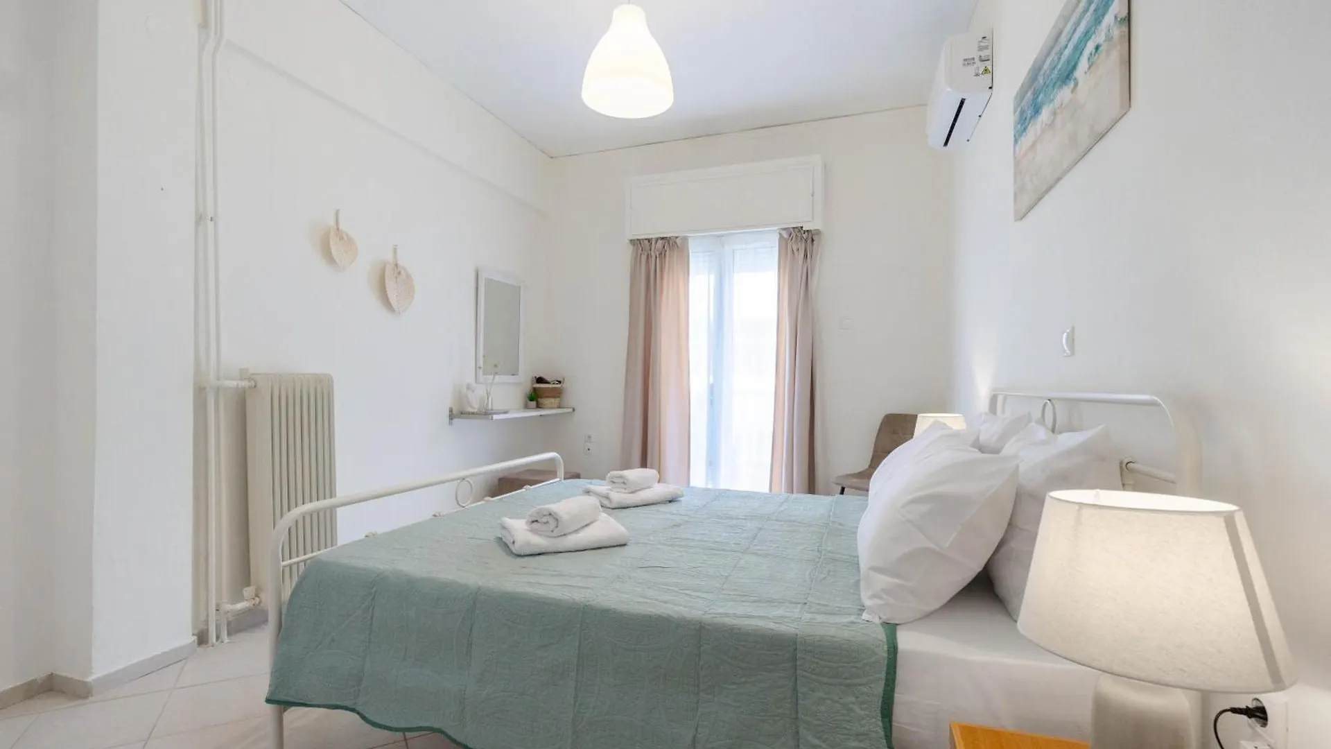 Spacious City Center Apartment By Renthub Heraklion